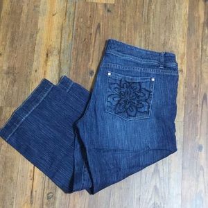 White House black-market. Denim culotte. EUC. 14
